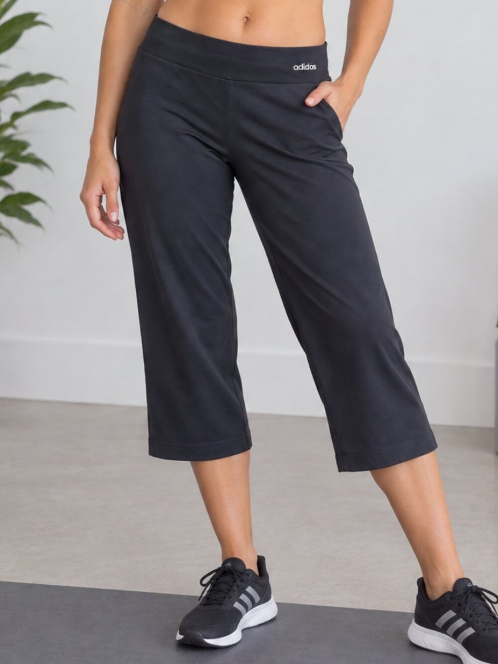 Adidas ClimaLite Black Athletic Pants/Leggings Size L
